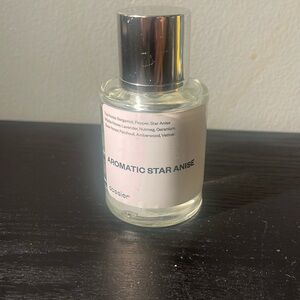 Dossier Aromatic Star Anise . Size: 50ml / 1.7oz